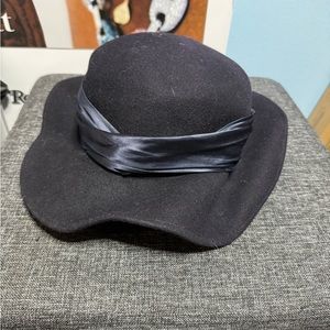 Amanda Smith Hat
